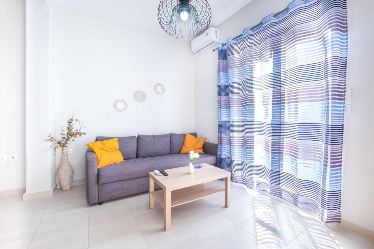 Bright Apartment In 피레아스 외부 사진